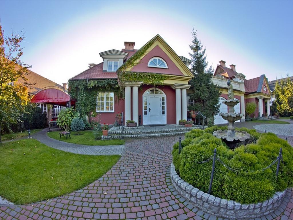 Pensjonat Zacisze Plewiska Extérieur photo